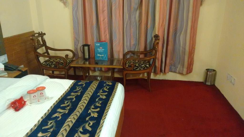 Chichoga Holiday Inn Manāli Rom bilde