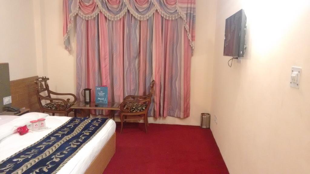 Chichoga Holiday Inn Manāli Rom bilde