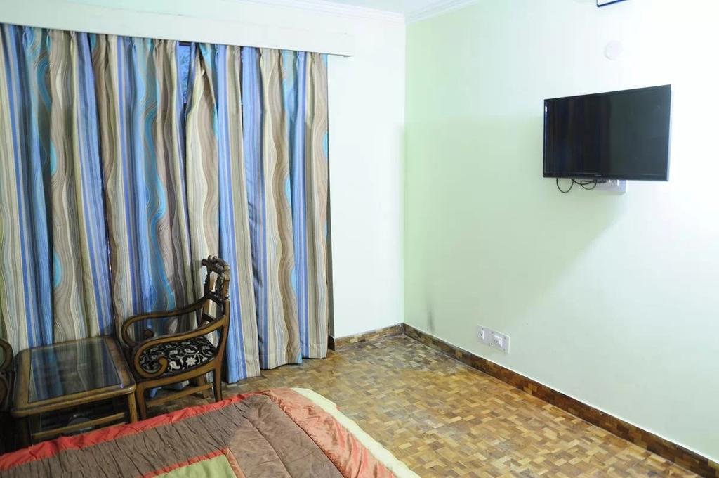 Chichoga Holiday Inn Manāli Rom bilde